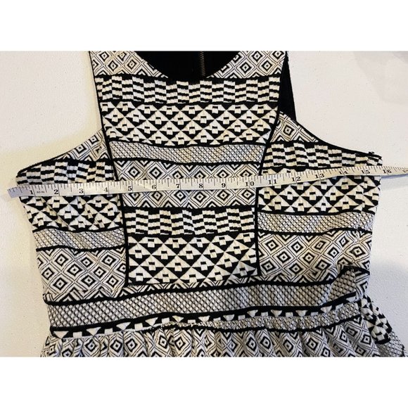 Monteau Womens Fit & Flare Mini Dress GA37535-2 Geometric Black White Size M - Picture 4 of 7
